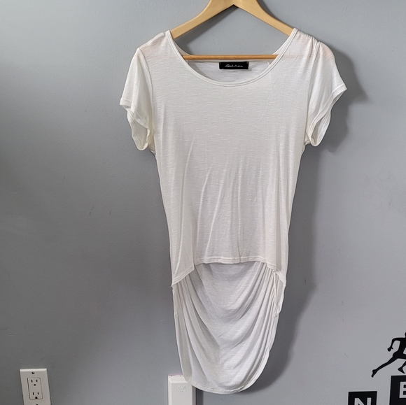 Short Sleeve High-Low Ruched Tee - Picture 4 of 7